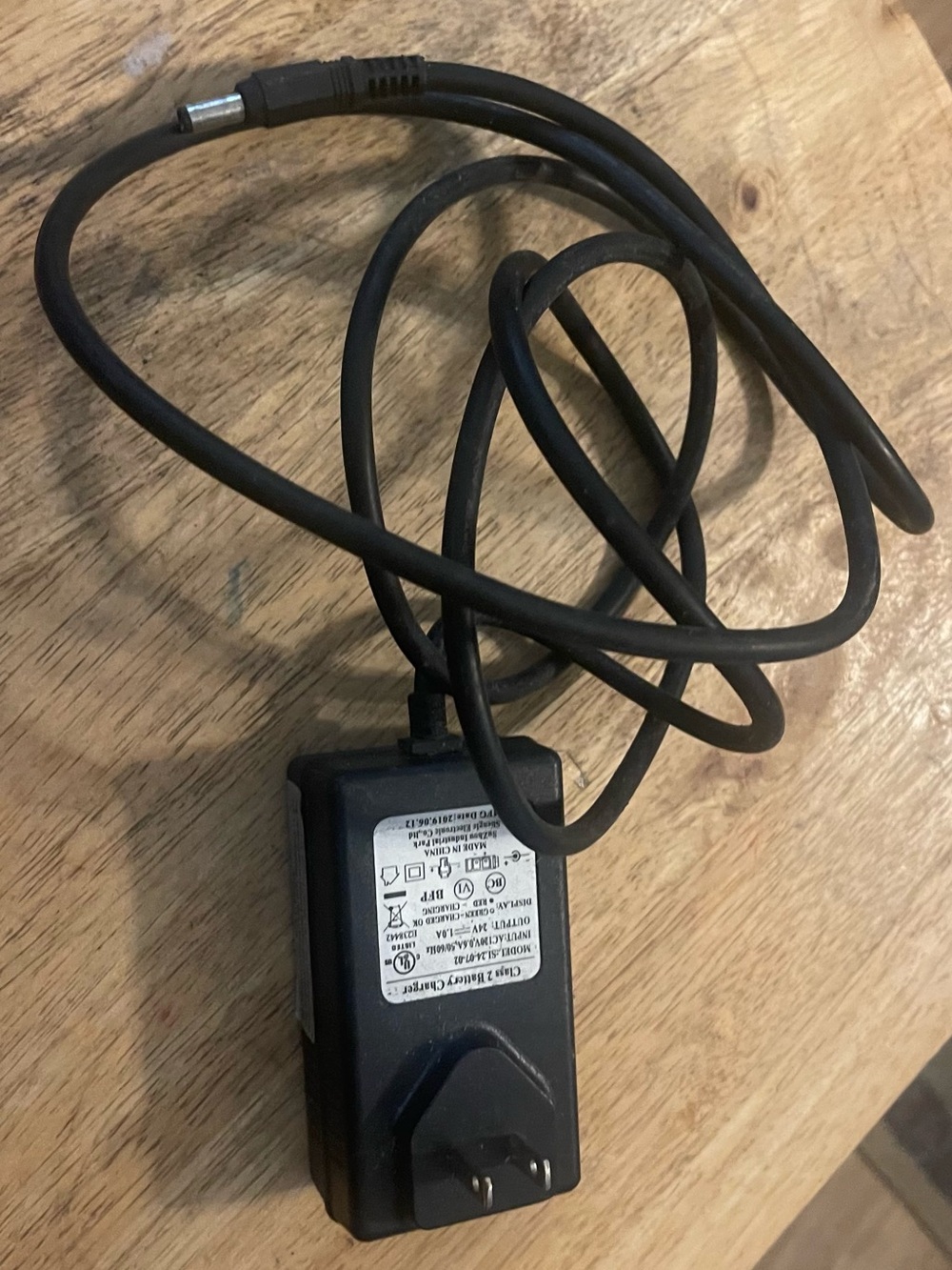 24-volt AC adapter power supply for electronics like kids' ride-on toys